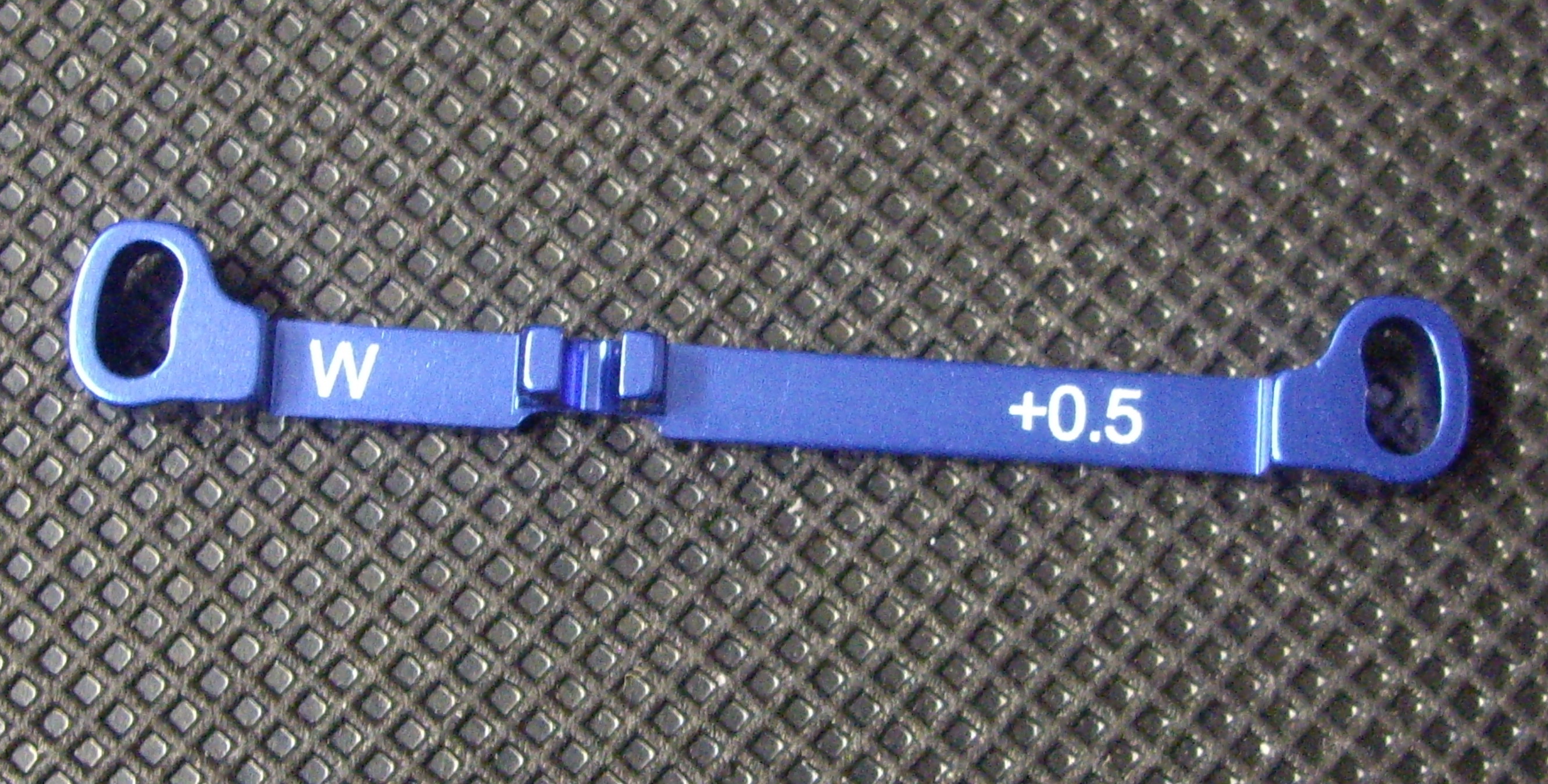 Barre de direction alu +0.5 Mr03 (w) bleu