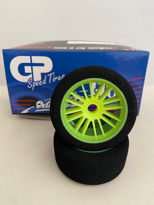 Roue AV Jaune Pancar 40HF GP SPEED TIRES